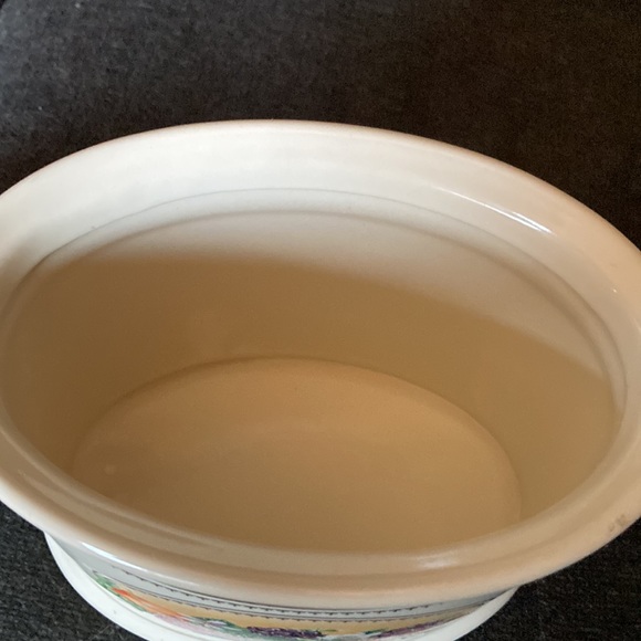 Knott's Berry Farm Goods Ceramic Canister vintage. Hinge style opening. Fruits. - Picture 5 of 9